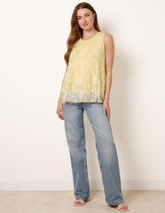 Sleeveless Lace Pleated Top